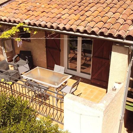 Gite Romantic Room Le Val Extérieur photo